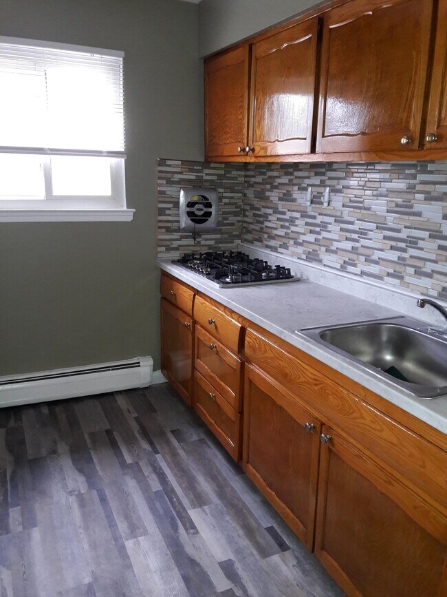 Cocina - 180 Littleton Rd