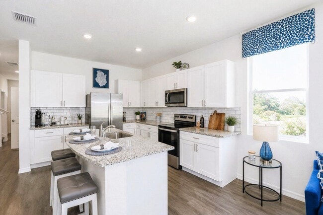 Building Photo - 11867 Mountain Retreat Ln