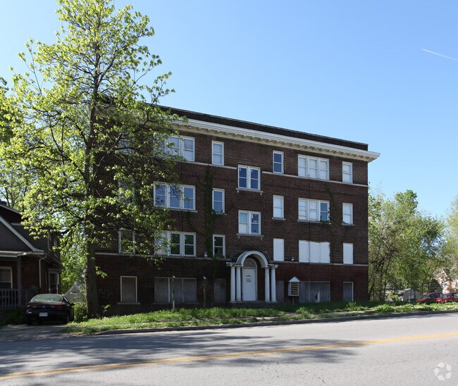 Primary Photo - 3239 Saint John Ave