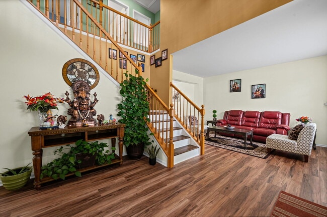 Building Photo - 126 Redmond Dr