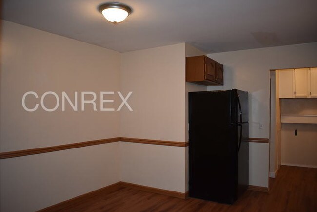 Building Photo - 5494 Palomino Dr