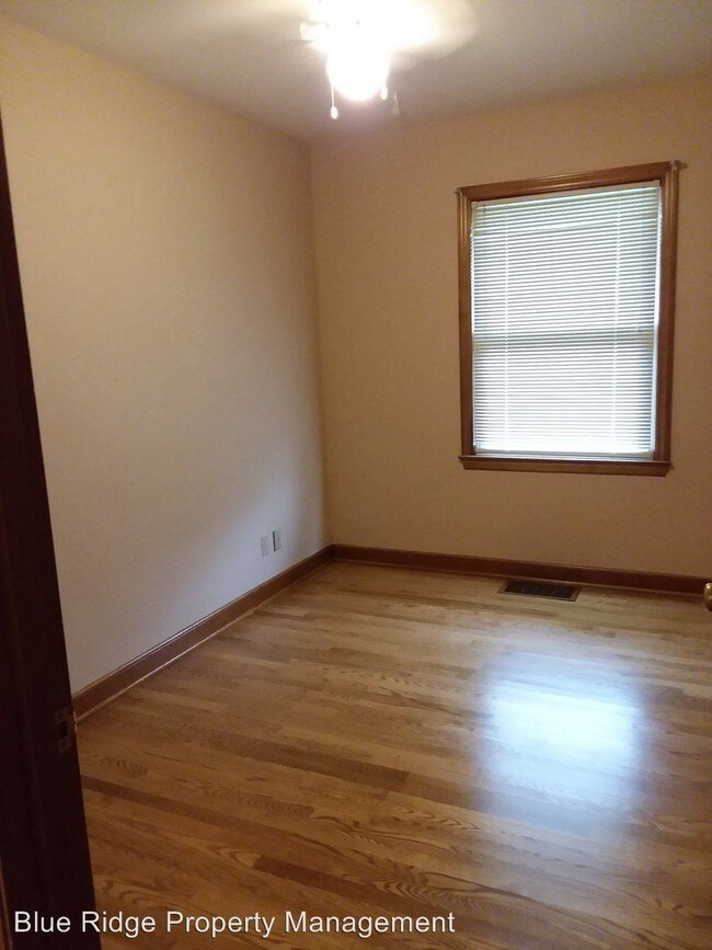 Building Photo - 4 br, 2 bath House - 1320 Post St.