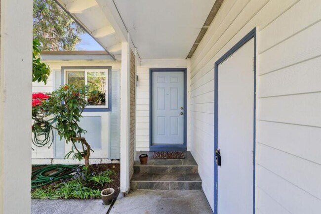 Foto del edificio - 4 bedroom in Redmond WA 98056