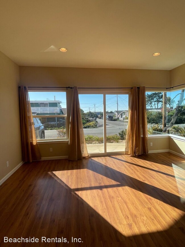 Building Photo - 3 br, 3 bath House - 1637 Cass