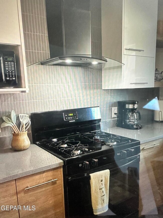 Building Photo - 1202 Caper Rd