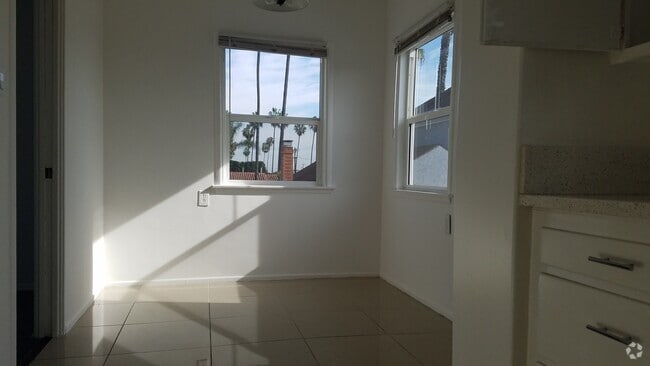 Building Photo - 5735 S Rimpau Blvd