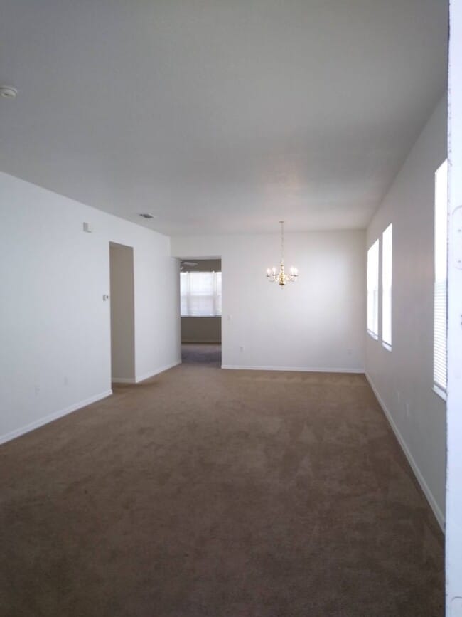 Photo - Nguyen, K-1077 Apartment