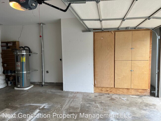 Foto del edificio - 3 br, 1 bath House - 751 Laksonen Loop