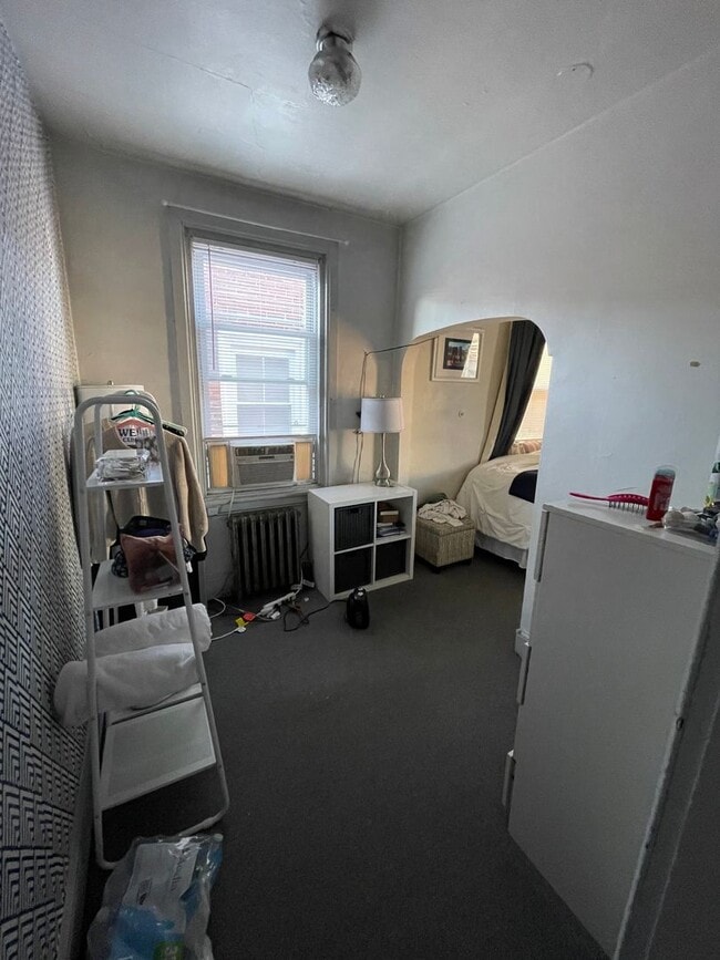 Photo - 7 Bedroom Home for rent