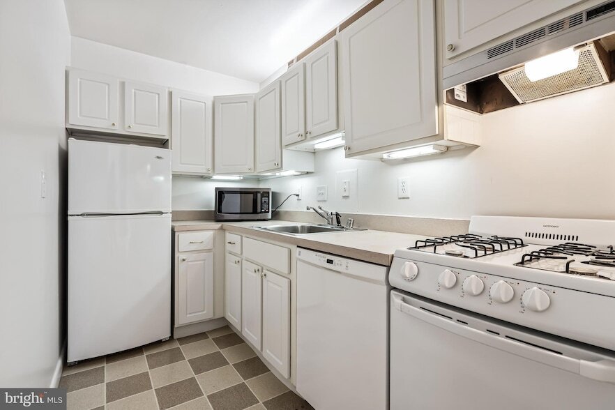 Foto principal - 4515 Willard Ave