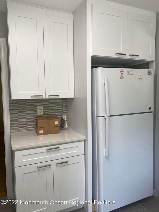 Foto del edificio - 442 Redmond Ave