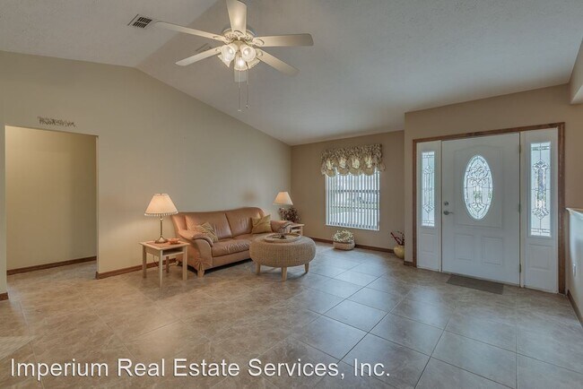 Building Photo - 3 br, 2 bath House - 1246 Lansing Dr