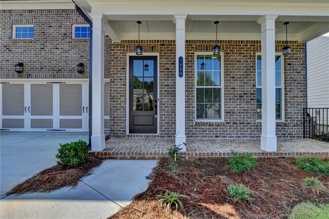 Building Photo - 1440 Goodwin Pk