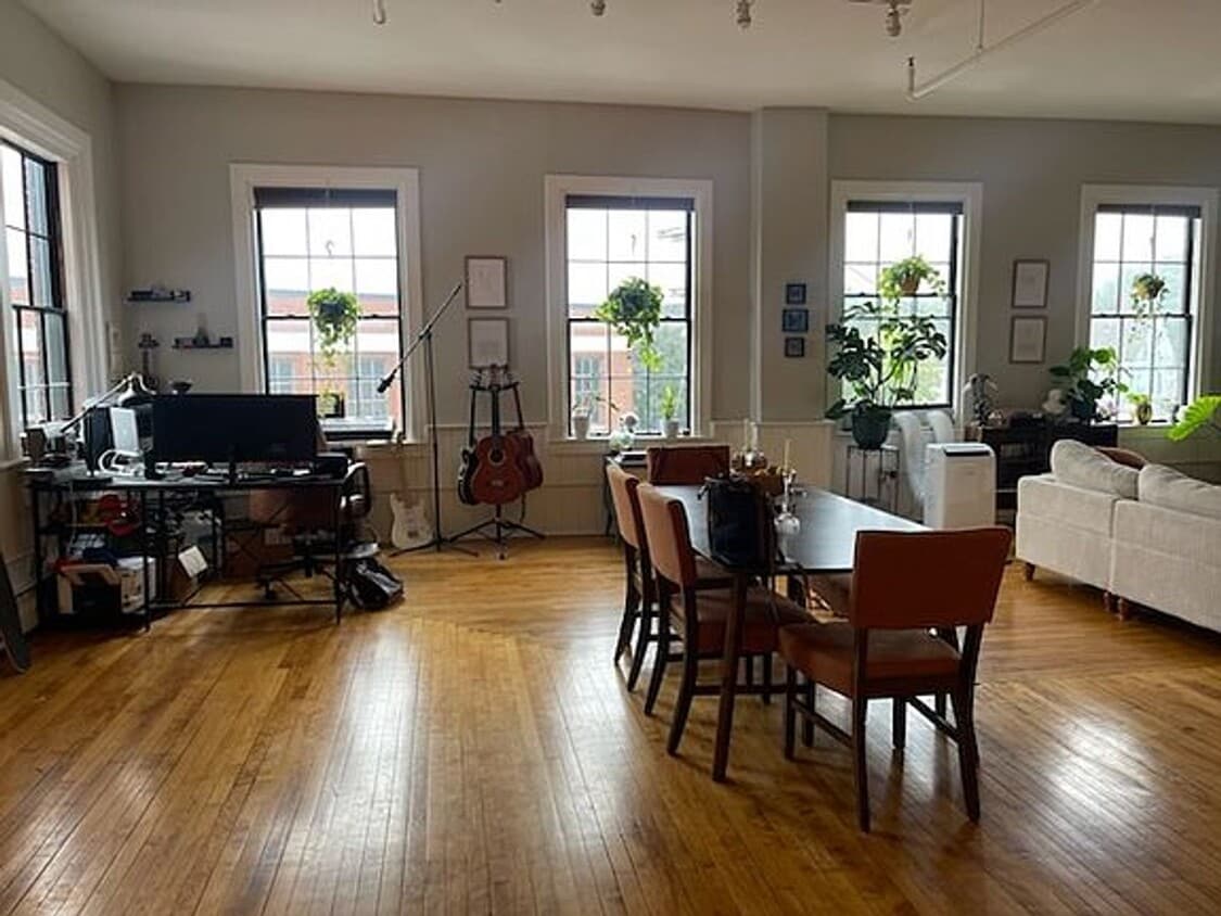 Foto principal - 265 Main St
