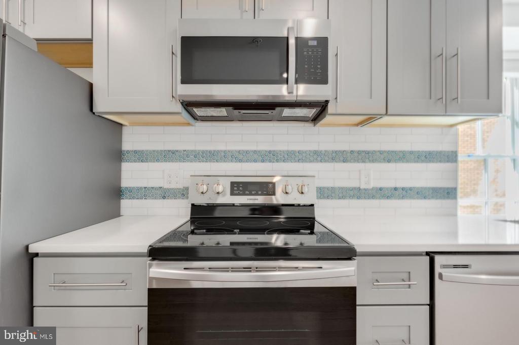 Foto principal - 6605 Ridge Ave