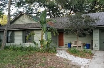 Building Photo - 216 Citrona Dr