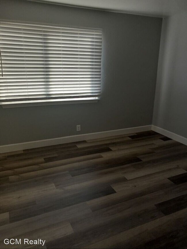 Foto del edificio - 2 br, 1 bath House - 1560 Pine St #3