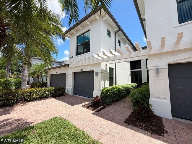 Foto del edificio - 2377 Ravenna Blvd