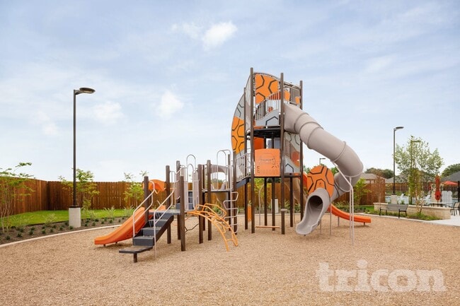 Interior Photo - Tricon Saginaw