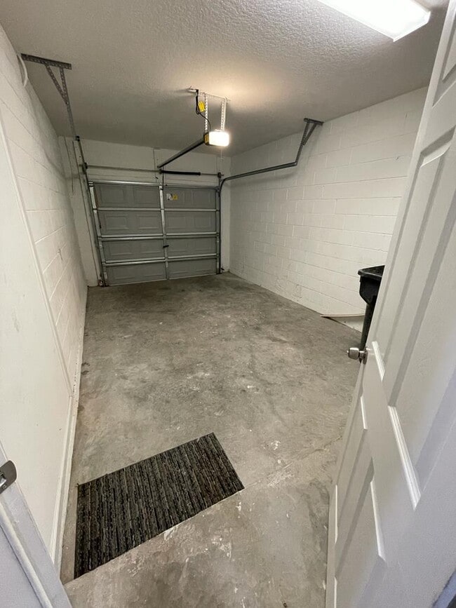 Photo - 1438 Chelsea Dr Townhome