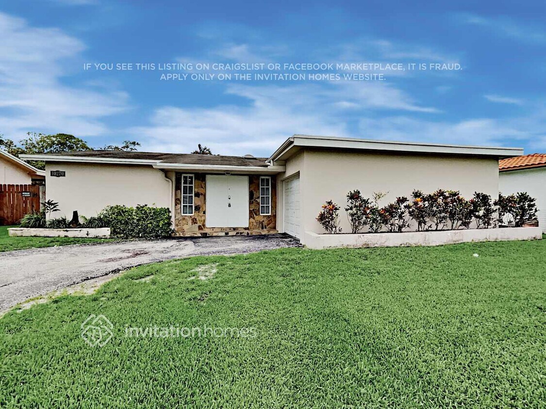 Foto principal - 10270 NW 24th St