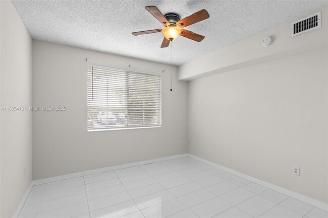 Building Photo - 2351 W Preserve Way