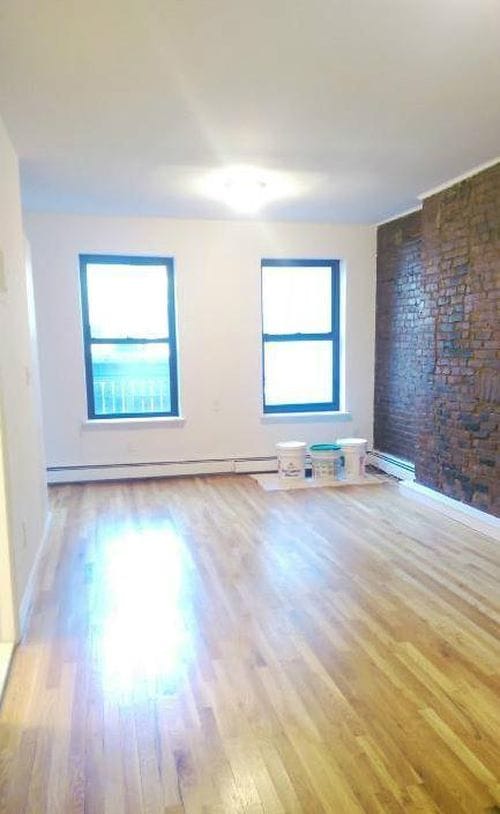 Building Photo - 512 3rd Ave