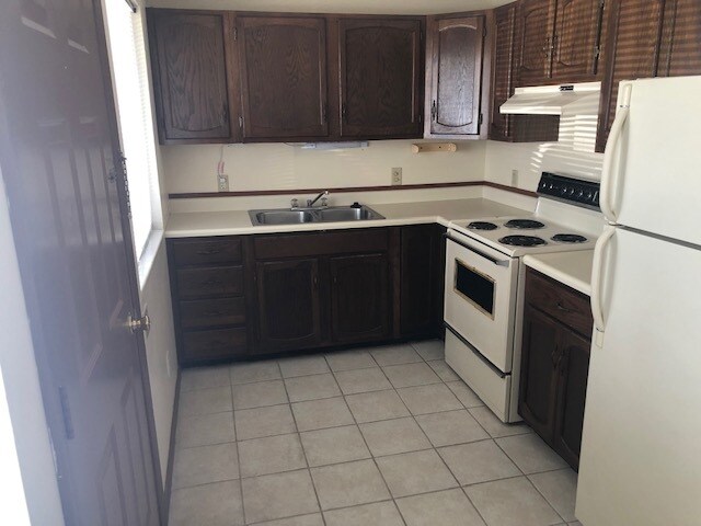 Primary Photo - 218 E Campbell Ave