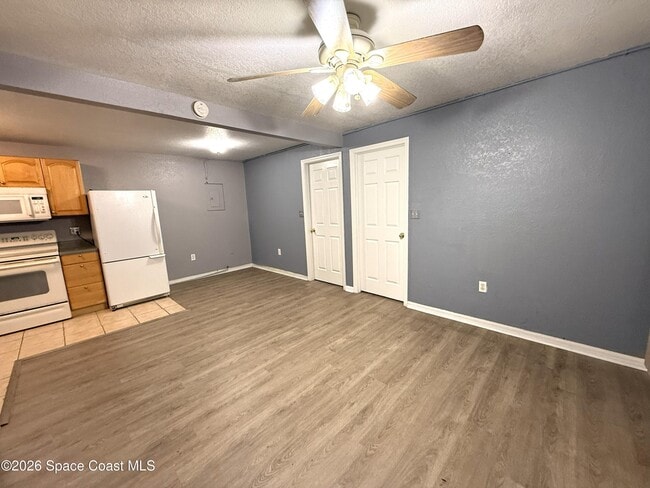 Building Photo - 2127 Smathers Cir N