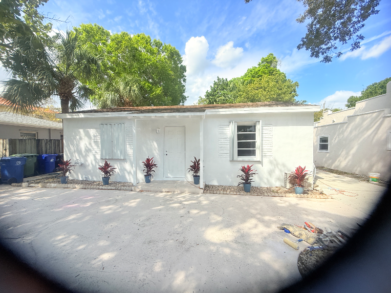 Foto principal - 623 SW 16th Ct