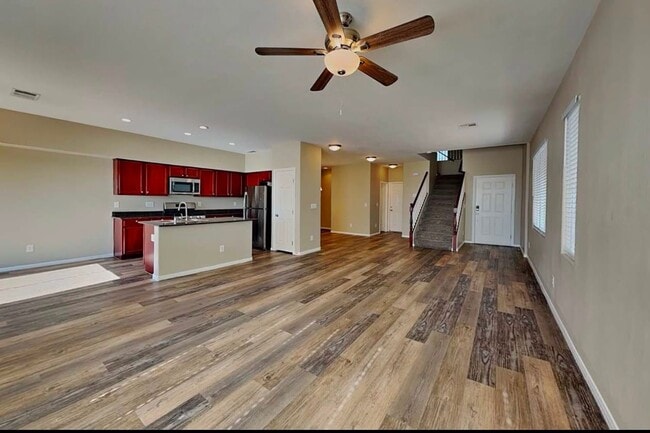 Foto del edificio - 245 Bethany Home Dr