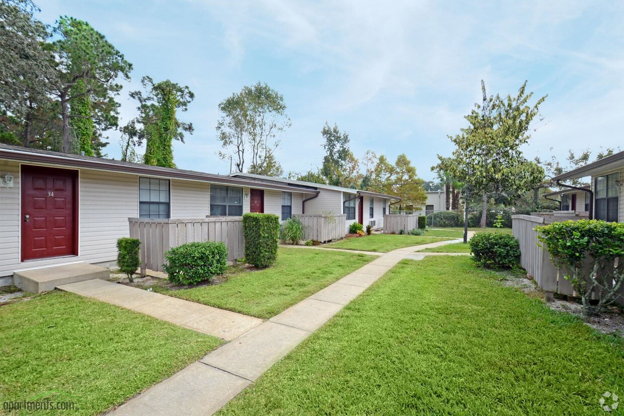 Primary Photo - Volusia Crossing