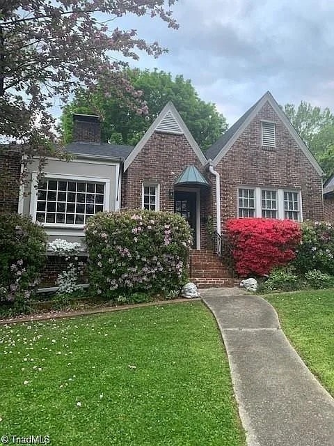 Primary Photo - 1313 Fairmont St