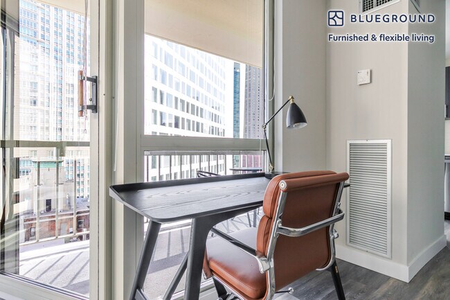 Foto del edificio - 1 E Delaware Pl