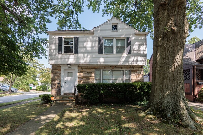 3827 Covington Rd South Euclid, OH 44121 – photo 1 of 9