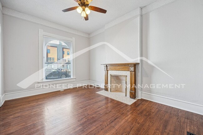 Building Photo - Cozy Home with Washer/Dryer and Central AC