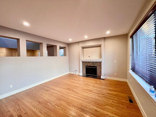 Foto del edificio - Spacious Mukilteo Home