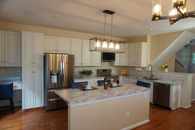 Foto del edificio - 8381 Township Dr