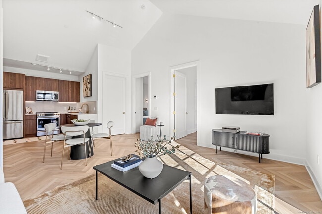 Building Photo - 100 E Putnam Ave