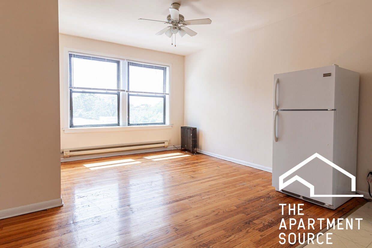 Photo - 1050 West George St. Unit 302