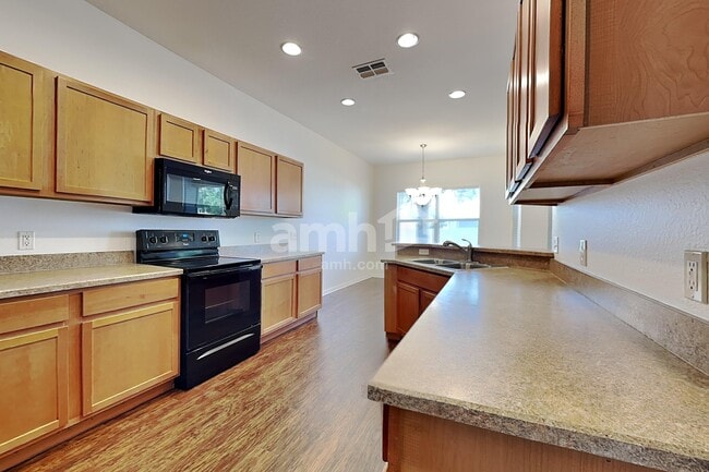 Building Photo - 10707 Carloway Hills Dr