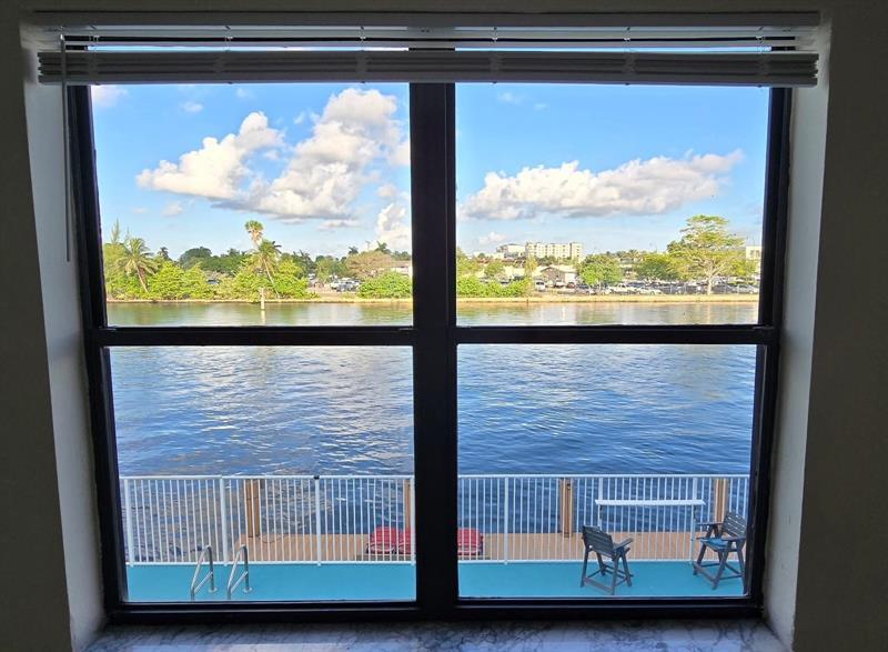 Foto principal - 105 S Riverside Dr