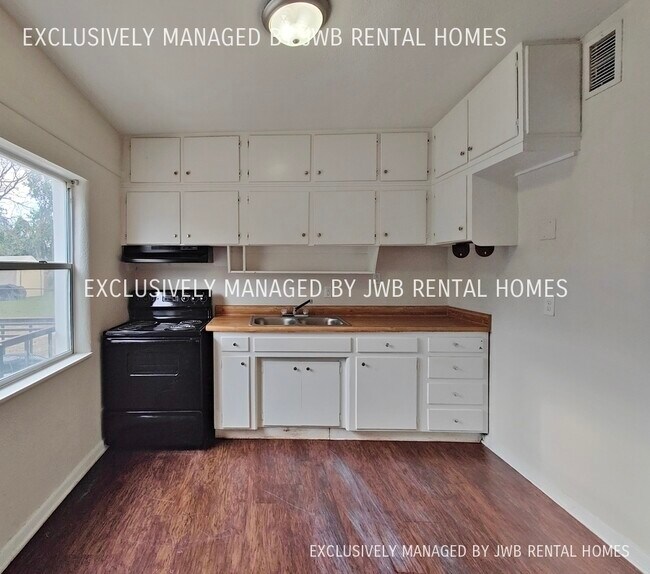 10449 Keuka Dr, Jacksonville, FL 32218 House for Rent in Jacksonville