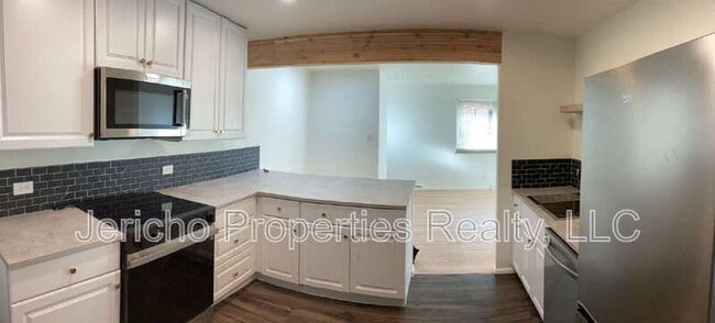 Photo - 2463 S Corona St Apartment