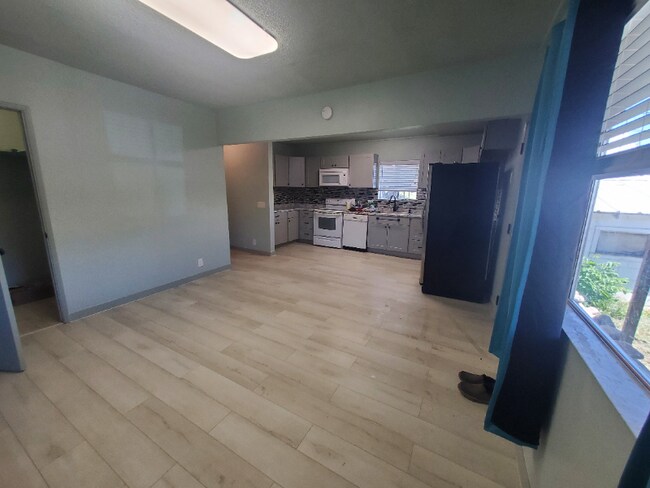 Foto del edificio - 318 3rd Ave N