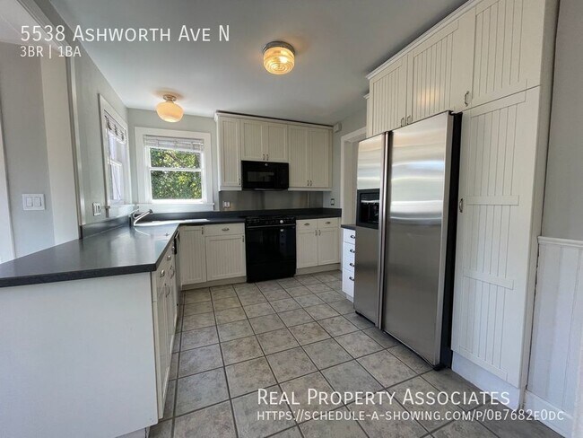 Foto del edificio - 5538 Ashworth Ave N