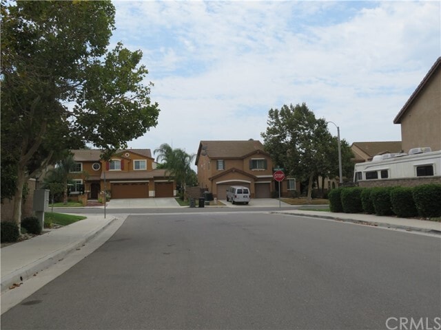 Building Photo - 7055 Larkspur Ave