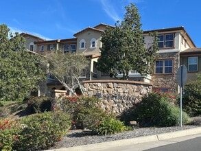 Building Photo - 1801 Montilla St