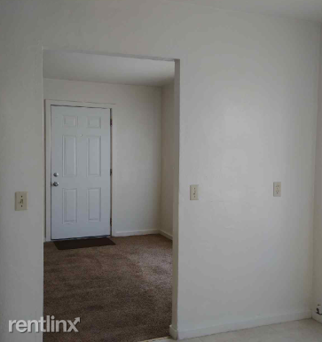 Building Photo - 1103 W Shoshone St