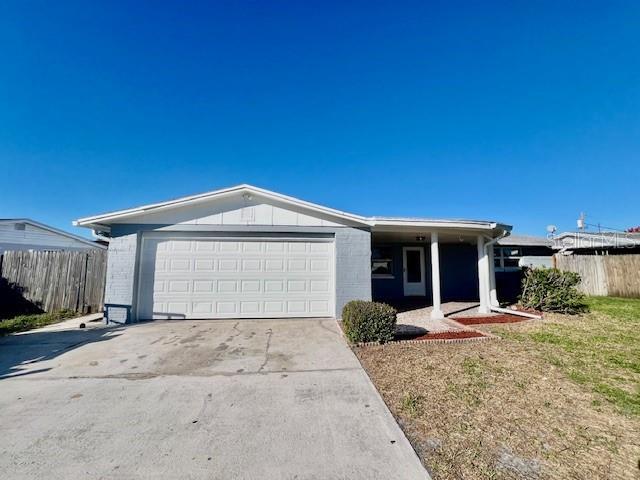 Foto del edificio - 3717 Cedarwood Dr